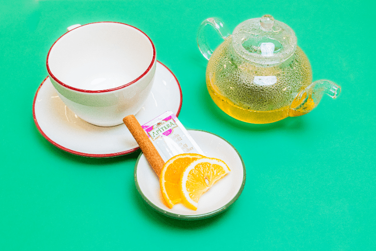 Mint and lemon tea