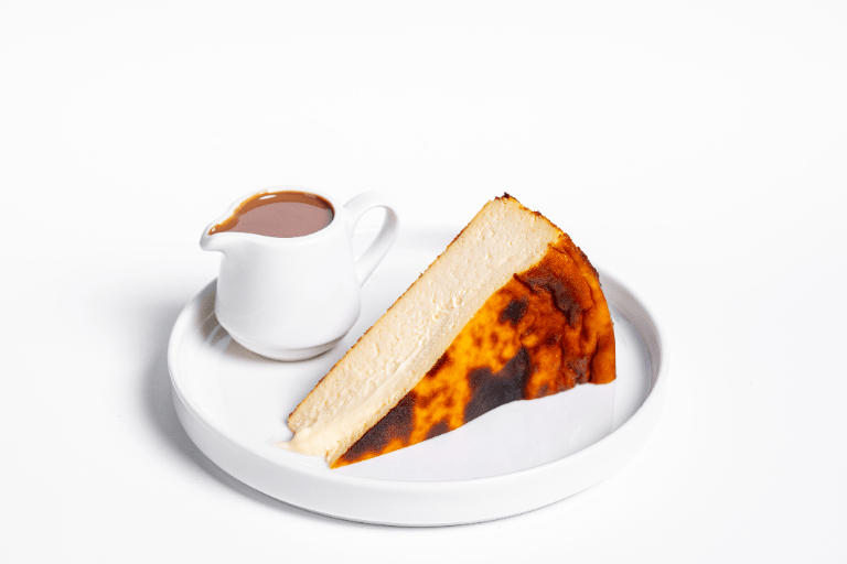 San Sebastian cheesecake